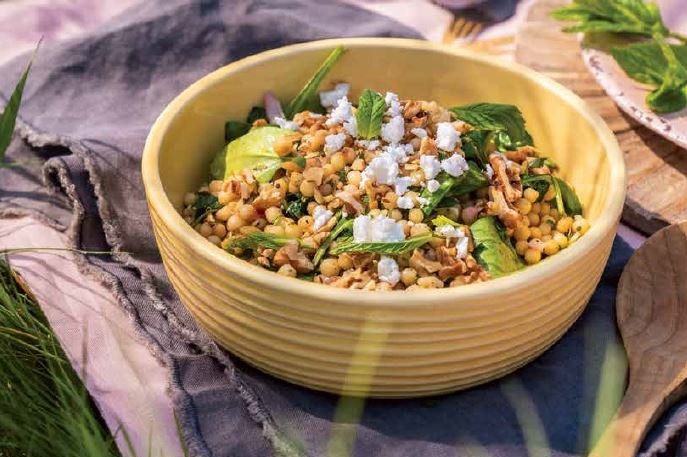 Middle Eastern Couscous and Spinach Salad